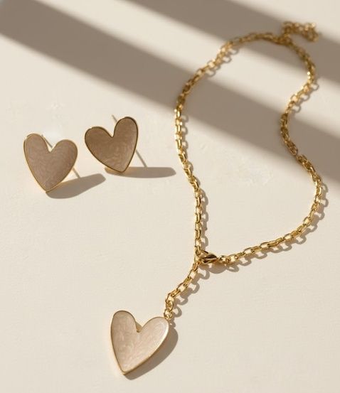 Collares